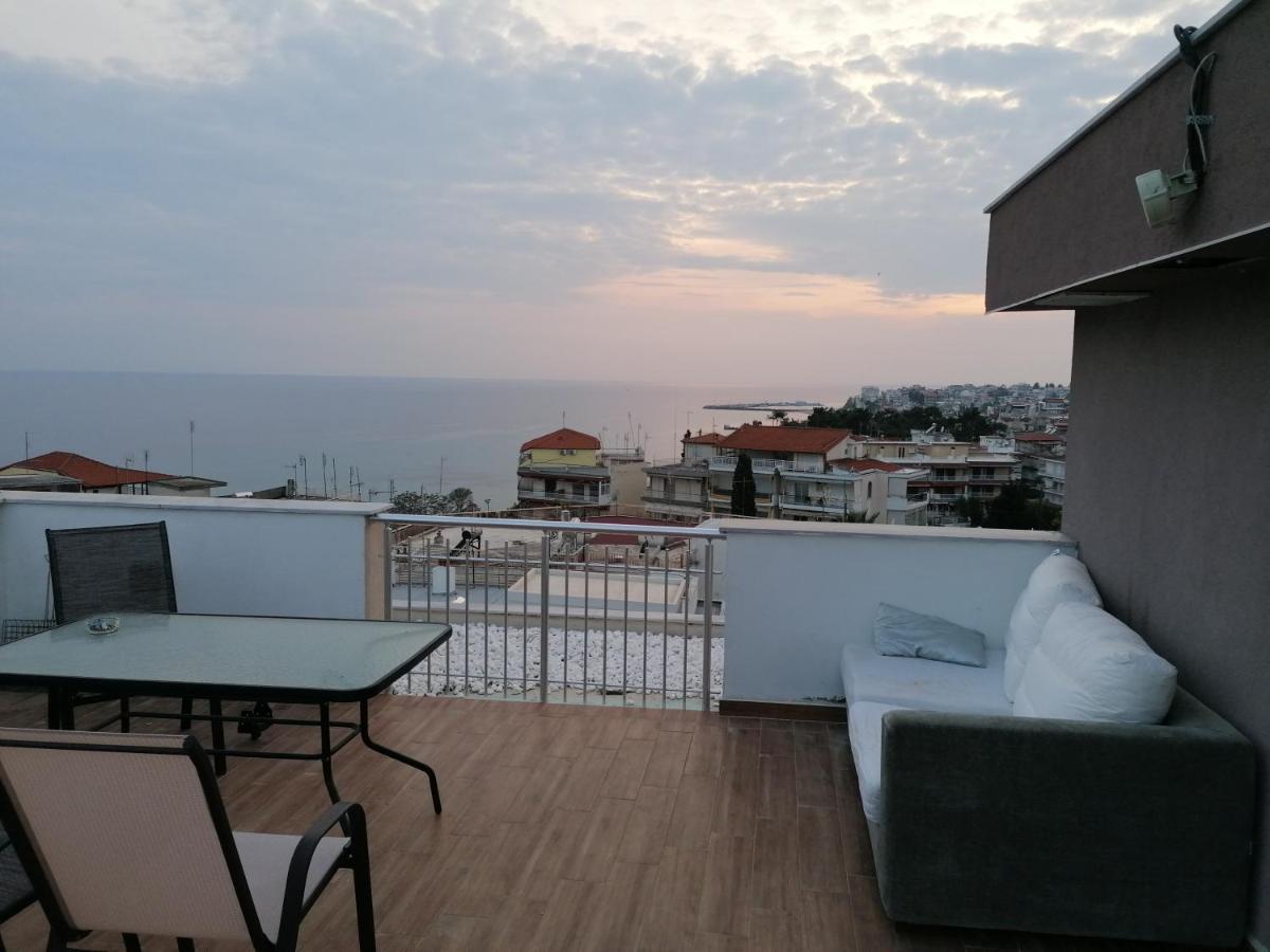 Crystal Blue Apartments Nea Kallikrateia Exterior foto